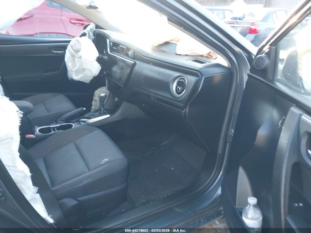 2019 TOYOTA COROLLA 2T1BURHE8KC125435 Photo 4