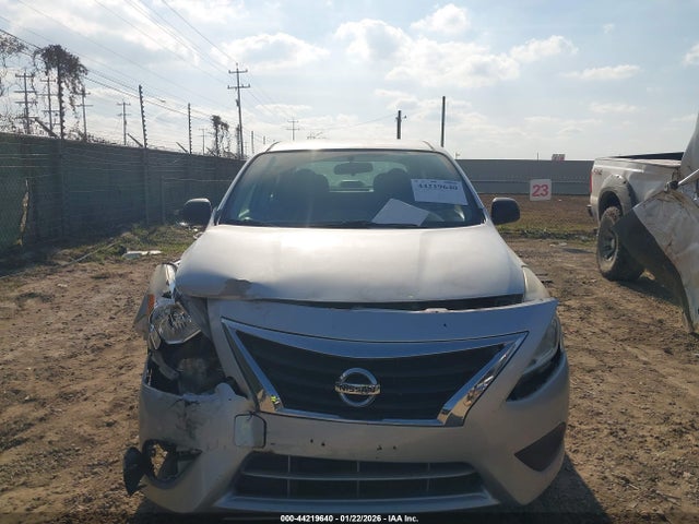Nissan Versa 1.6 S 2015 3N1CN7AP5FL805851 Image 12