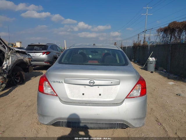 Nissan Versa 1.6 S 2015 3N1CN7AP5FL805851 Image 16
