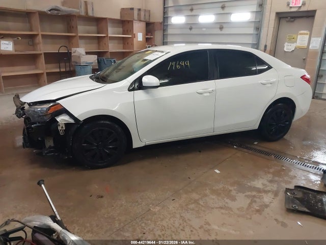 Продажа на аукционе авто 2018 Toyota Corolla Le, vin: 5YFBURHE7JP833819, номер лота: 44219644