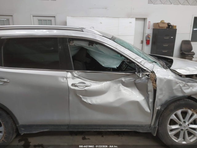 Nissan ROGUE SV 2015 KNMAT2MT8FP519387 Image 13