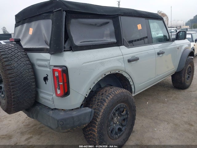 Ford Bronco Wildtrak 2023 1FMEE5DP8PLC10314 Image 4