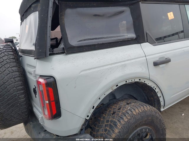 Ford Bronco Wildtrak 2023 1FMEE5DP8PLC10314 Image 6