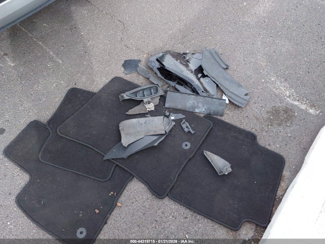 1FMCU0G6XLUC27491 Ford ESCAPE SE