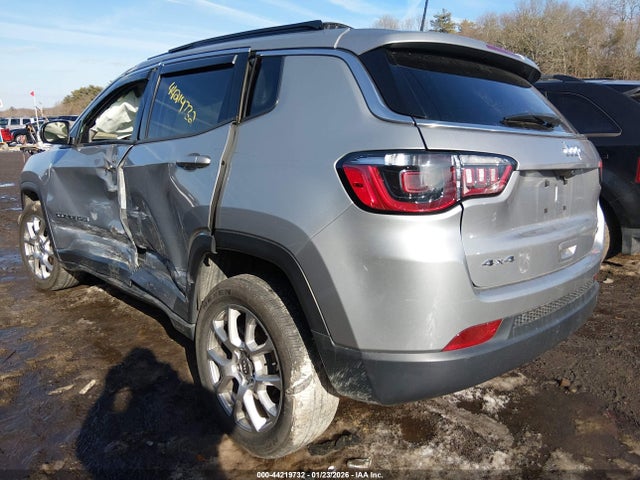 Продаж на аукціоні авто 2022 Jeep Compass Latitude Lux 4x4, vin: 3C4NJDFB0NT158321, номер лоту: 44219732