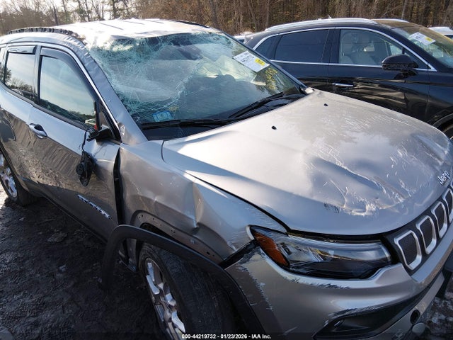 Продаж на аукціоні авто 2022 Jeep Compass Latitude Lux 4x4, vin: 3C4NJDFB0NT158321, номер лоту: 44219732
