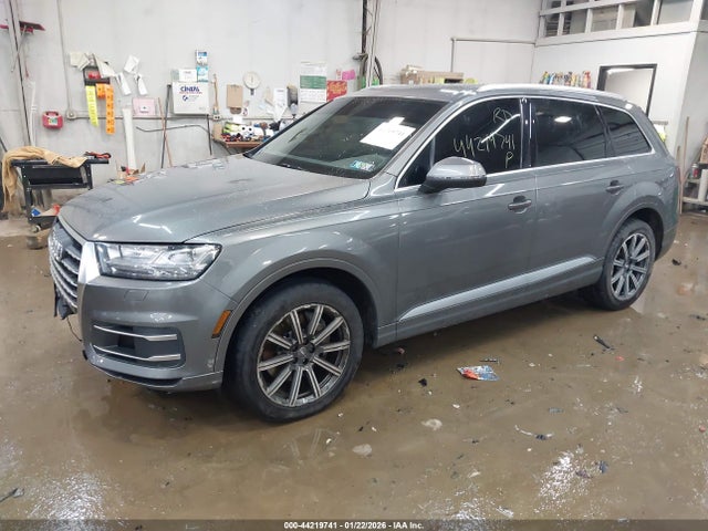 2017 AUDI Q7 WA1LAAF78HD051393 Photo 1