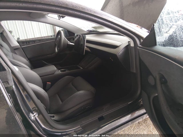 Продажа на аукционе авто 2025 Tesla Model 3 Performance All-wheel Drive, vin: 5YJ3E1ET3SF999001, номер лота: 44219750