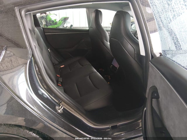 Продажа на аукционе авто 2025 Tesla Model 3 Performance All-wheel Drive, vin: 5YJ3E1ET3SF999001, номер лота: 44219750