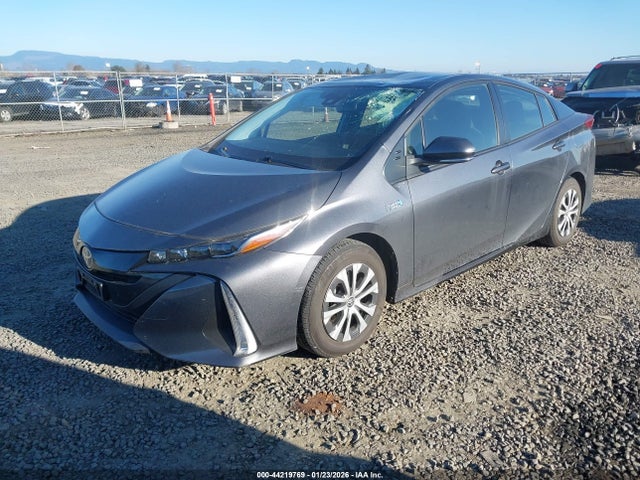 Toyota Prius Prime Le 2021 JTDKAMFP0M3185706 Image 2