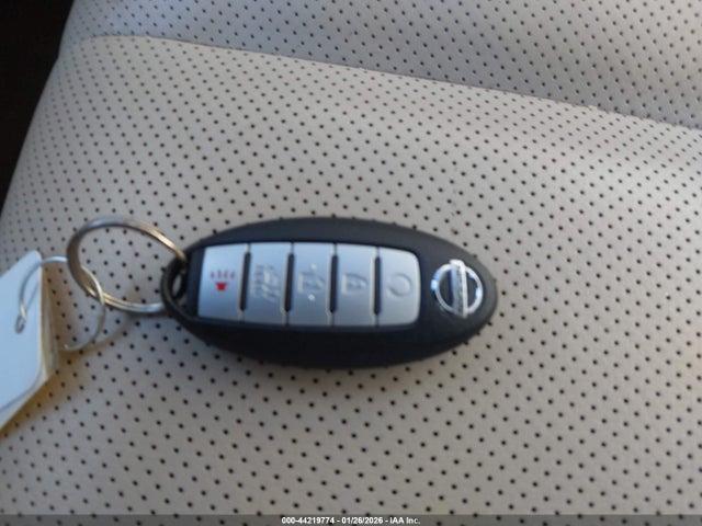 5N1AZ2MGXGN100614 Nissan MURANO SL