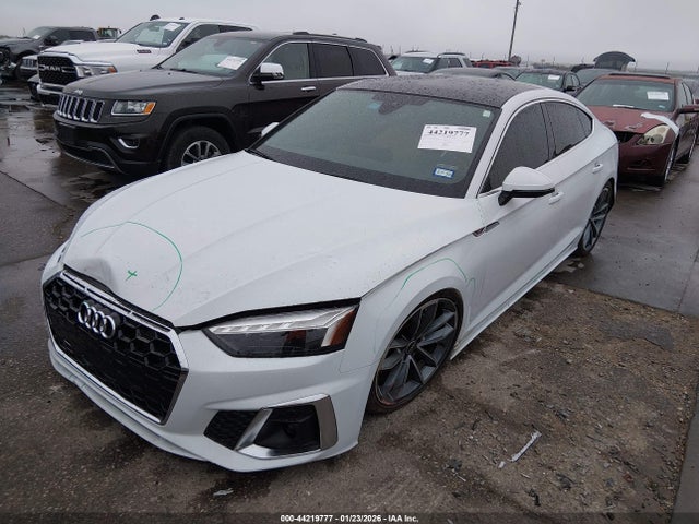 2021 AUDI A5 SPORTBACK WAUFACF53MA043935 Photo 1