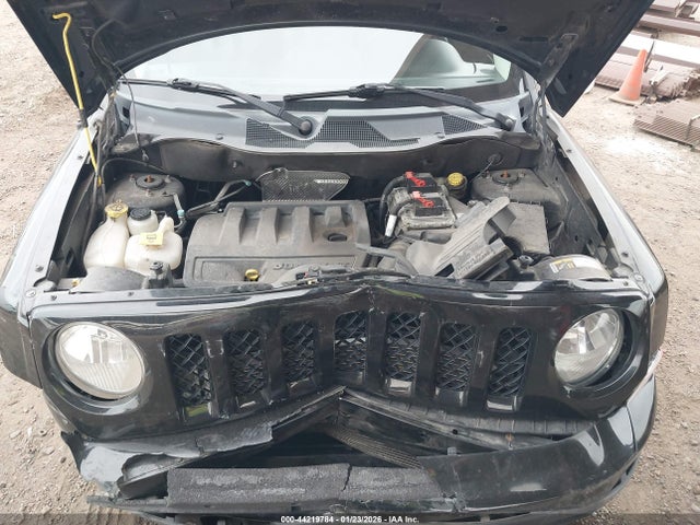 Jeep Patriot Latitude 2016 1C4NJPFB4GD787221 Image 10