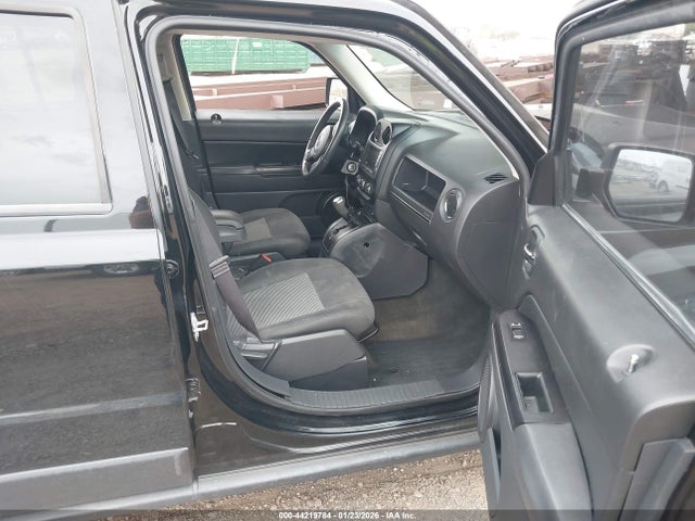 Jeep Patriot Latitude 2016 1C4NJPFB4GD787221 Image 5