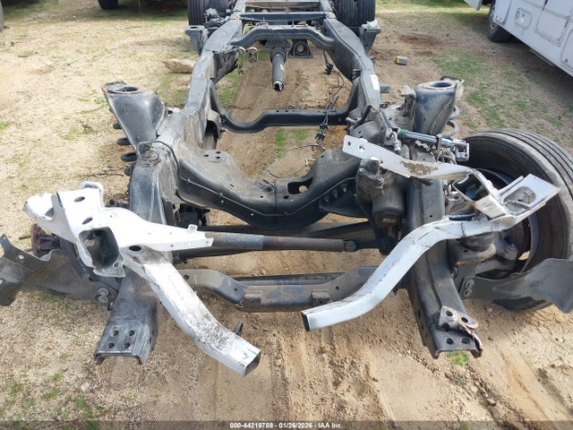 Ford F-550 Chassis Xl 2018 1FDUF5GT6JDA00930 Image 9