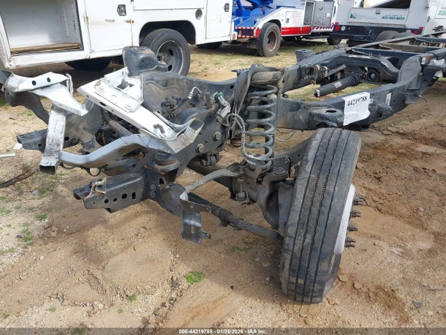 Ford F-550 Chassis Xl 2018 1FDUF5GT6JDA00930 Image 11