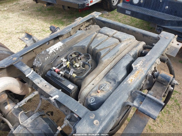Ford F-550 Chassis Xl 2018 1FDUF5GT6JDA00930 Image 12
