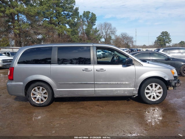 2C4RC1BG3GR252985 Chrysler Town &amp; Country Touring