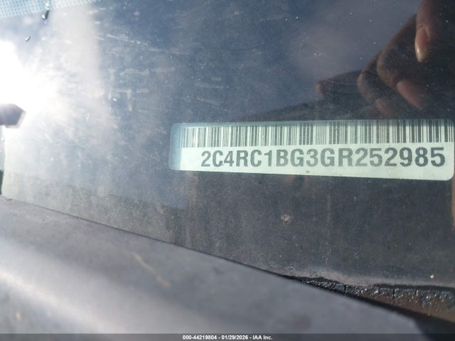 2C4RC1BG3GR252985 Chrysler Town &amp; Country Touring
