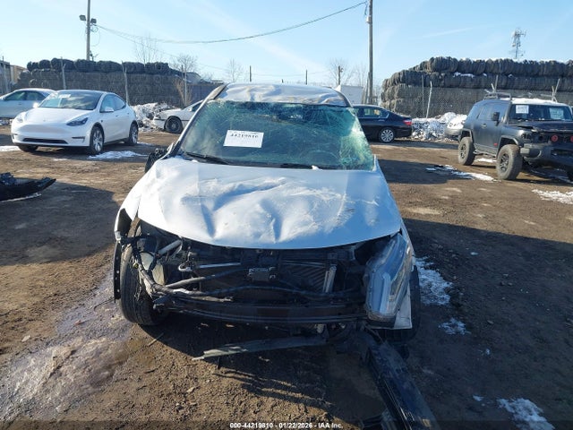 5N1AT2MV3JC771271 Nissan ROGUE S