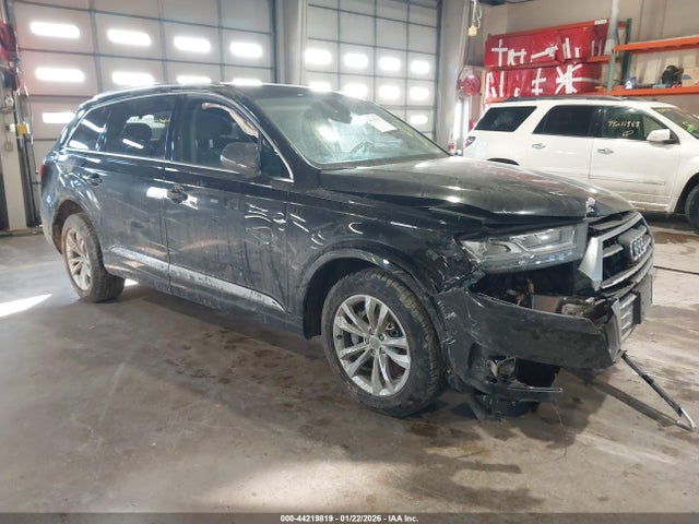 2018 AUDI Q7 WA1LAAF76JD025266