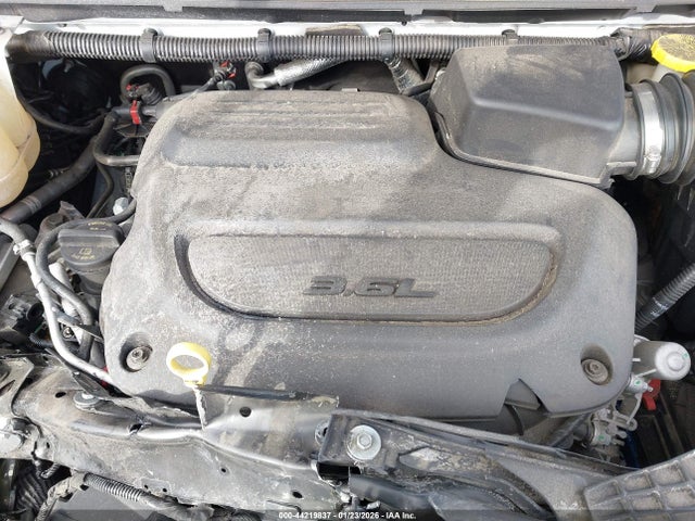 44219837 :رقم المزاد ، 2C4RC1BG2LR137644 vin ، 2020 Chrysler Pacifica Touring L مزاد بيع