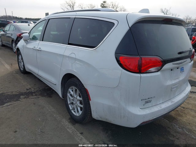 44219837 :رقم المزاد ، 2C4RC1BG2LR137644 vin ، 2020 Chrysler Pacifica Touring L مزاد بيع