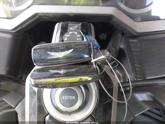 2021 HONDA GL1800 JH2SC7955MK300870 Photo 10