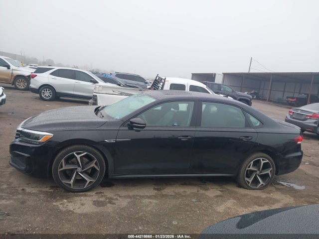 2020 Volkswagen Passat 2.0t R-line მანქანა იყიდება აუქციონზე, vin: 1VWMA7A35LC013410, აუქციონის ნომერი: 44219860