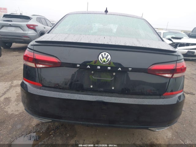 2020 Volkswagen Passat 2.0t R-line მანქანა იყიდება აუქციონზე, vin: 1VWMA7A35LC013410, აუქციონის ნომერი: 44219860