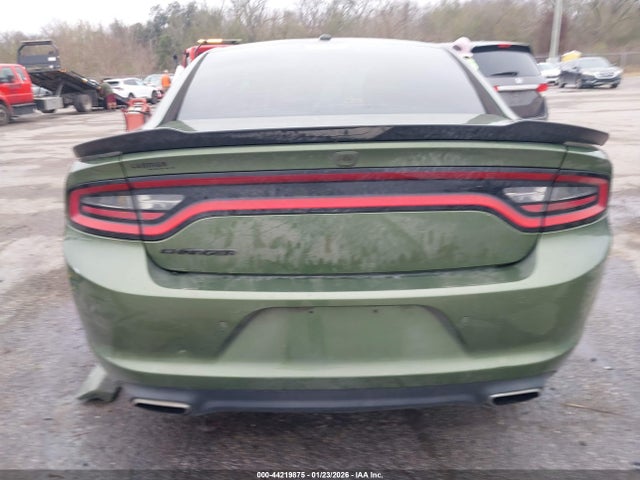 2C3CDXBG0JH207154 Dodge Charger Sxt Rwd