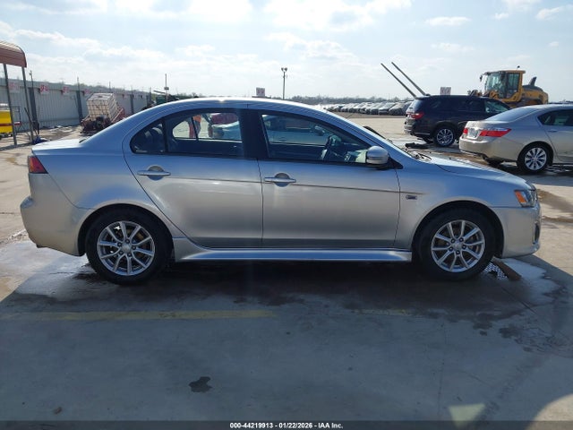 Mitsubishi LANCER ES 2016 JA32U2FU0GU012914 Image 13