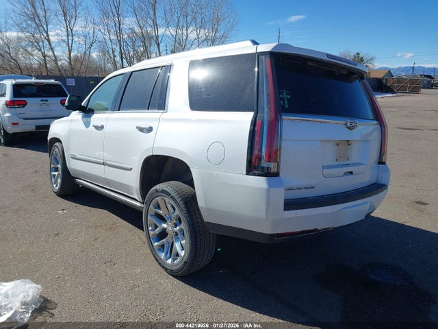 2016 CADILLAC ESCALADE 1GYS4CKJ2GR426194 Photo 2