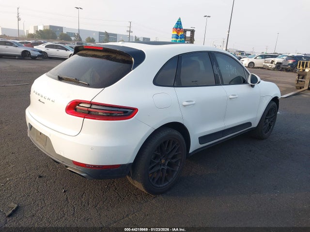 Porsche Macan 2017 WP1AA2A56HLB07442 Image 4