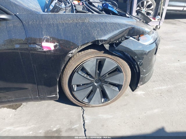 2025 TESLA MODEL 3 5YJ3E1EA2SF013035 Photo 5