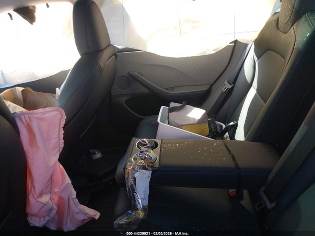 2025 TESLA MODEL 3 5YJ3E1EA2SF013035 Photo 7
