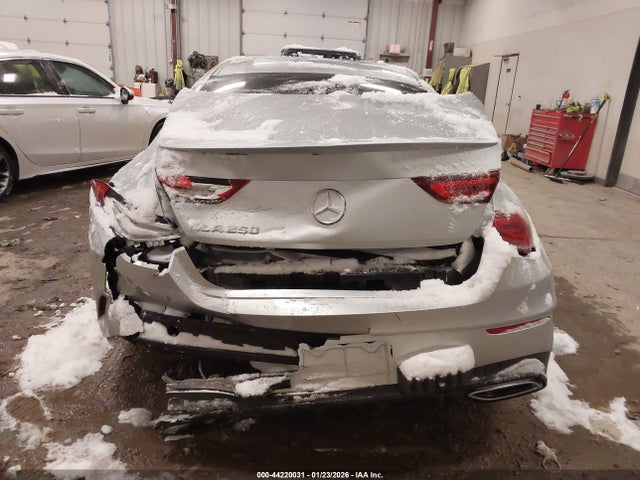 44220031 :رقم المزاد ، W1K5J4GB7MN163986 vin ، 2021 Mercedes-benz Cla 250 مزاد بيع