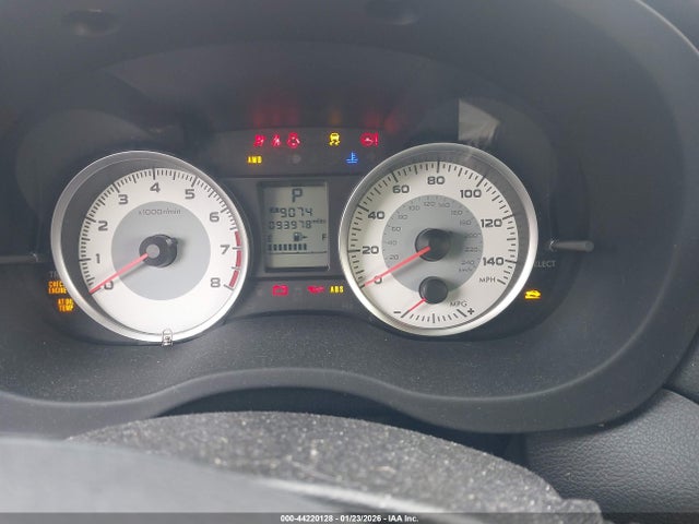 44220128 :رقم المزاد ، JF1GPAA64E8218587 vin ، 2014 Subaru Impreza 2.0i مزاد بيع
