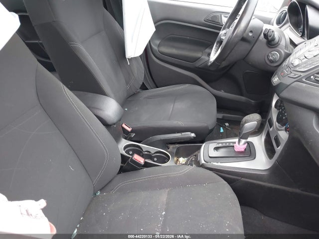 Ford FIESTA SE 2016 3FADP4BJ2GM178547 Image 5