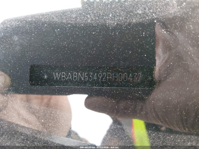 2002 Bmw 330ci მანქანა იყიდება აუქციონზე, vin: WBABN53492PH00437, აუქციონის ნომერი: 44220164