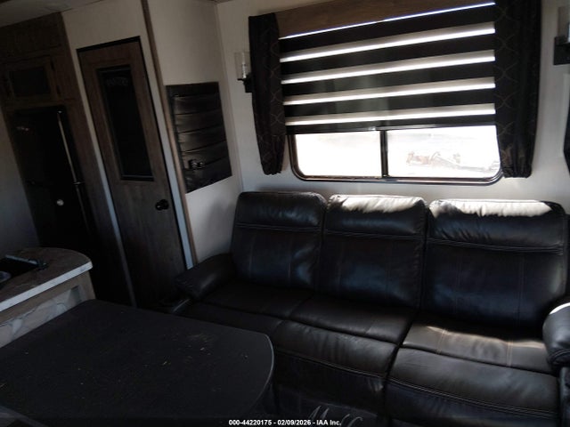 Продаж на аукціоні авто 2021 Forest River Other, vin: 5zt3ct2b4m1218462, номер лоту: 44220175