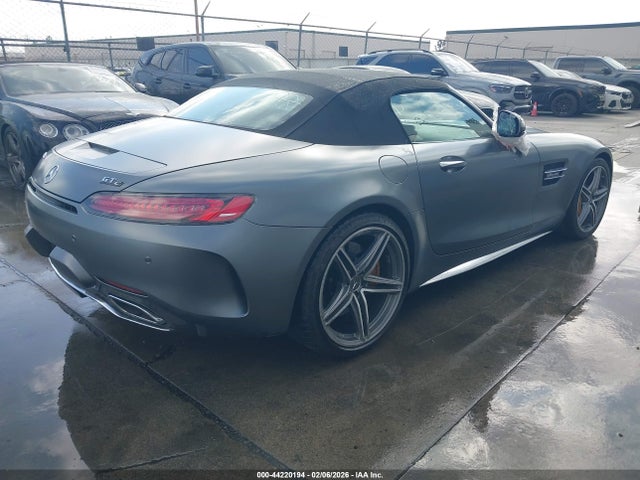 2018 MERCEDES-BENZ AMG GT C WDDYK8AA6JA020502 Photo 3
