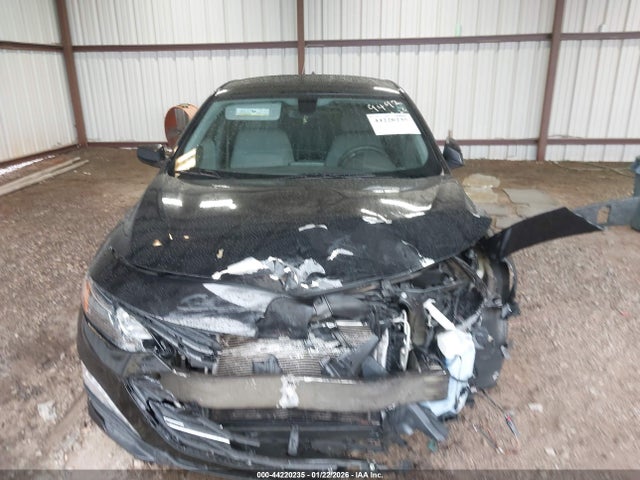 1G1ZD5ST1LF049492 Chevrolet Malibu Fwd Lt