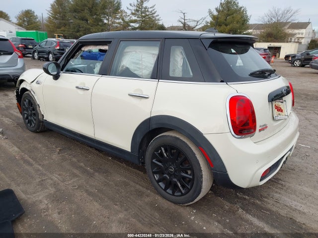 2020 MINI HARDTOP WMWXU9C05L2M56942 Photo 2