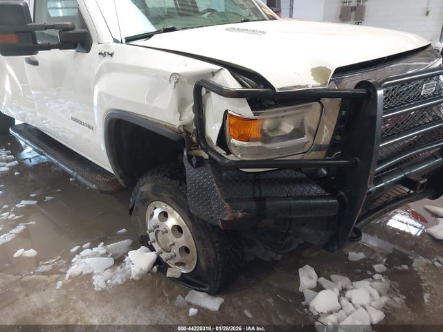 Продаж на аукціоні авто 2016 Gmc Sierra 3500hd Chassis, vin: 1GD42VC83GF134417, номер лоту: 44220318