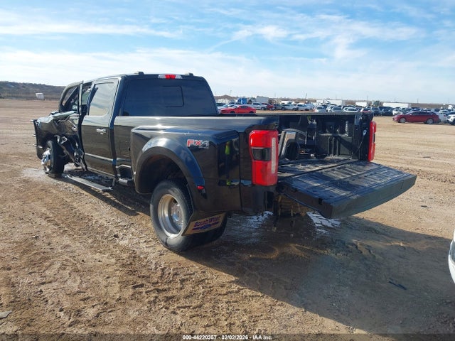 1FT8W3DM5RED65029 Ford F-350 Lariat