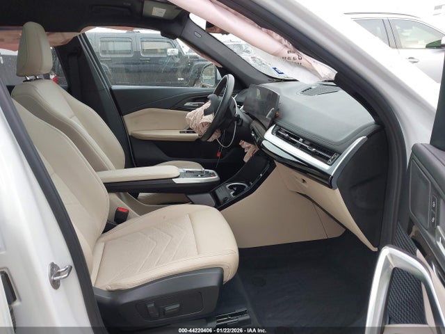 2024 BMW X1 WBX73EF05R5Y87768 Photo 4