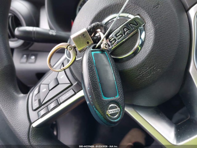 3N1CP5CU1KL558825 Nissan KICKS S