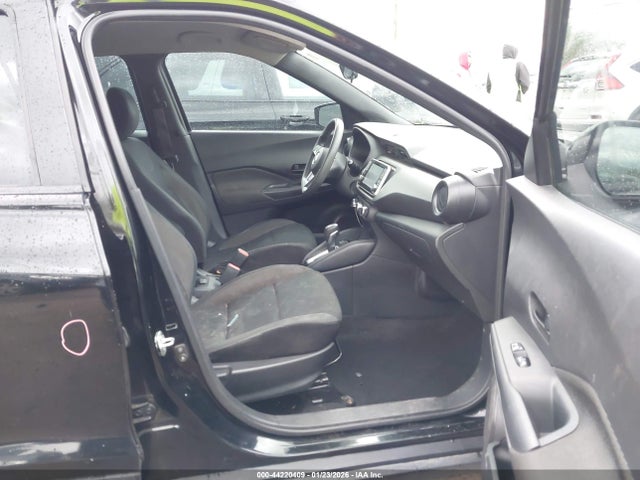 3N1CP5CU1KL558825 Nissan KICKS S
