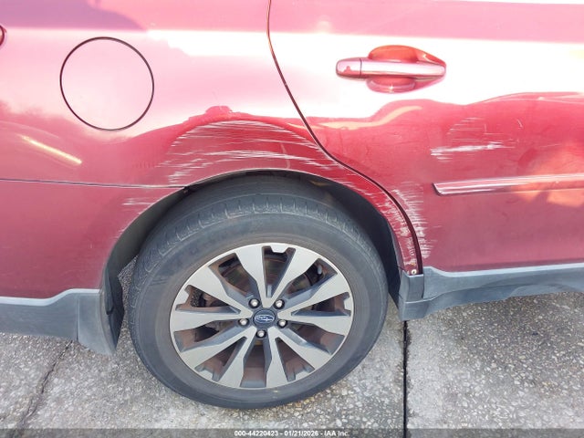 Subaru Outback 2.5i Limited 2015 4S4BSBJC7F3356407 Image 6